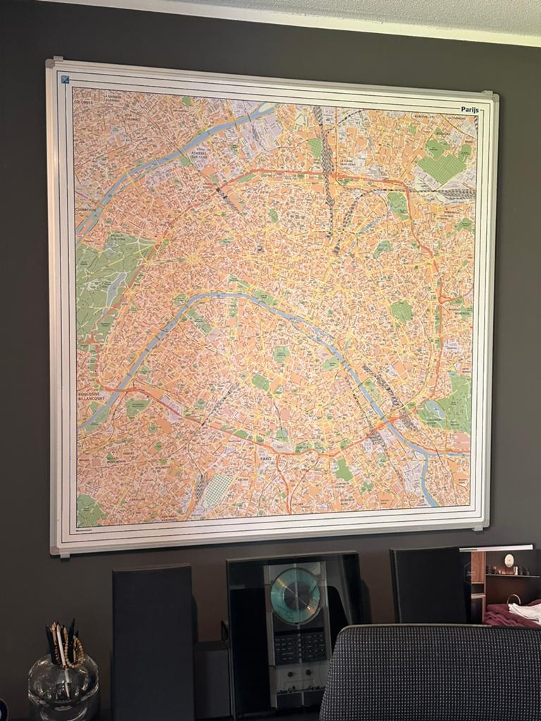 GRATIS - Whitebord magnetish Parijs - moet dit weekend weg, Ophalen, Zo goed als nieuw