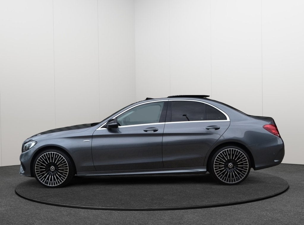 Mercedes-Benz C-Klasse 180 AMG Edition Leer/Pano/Camera/20'', Auto's, Mercedes-Benz, Automaat, 1325 kg, 4 cilinders, 157 pk