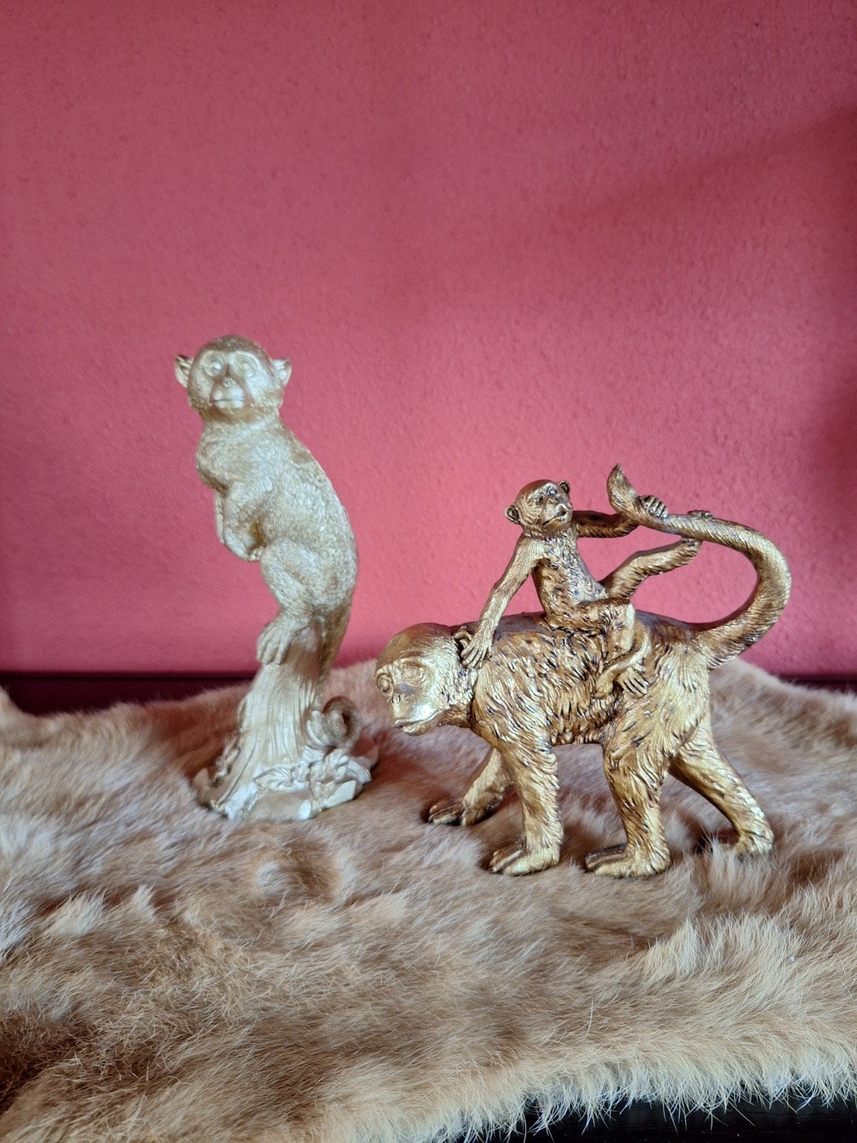 Set van 2 gouden apen beeldjes - 20 & 16 cm hoog, Ophalen of Verzenden, Gebruikt, Dier