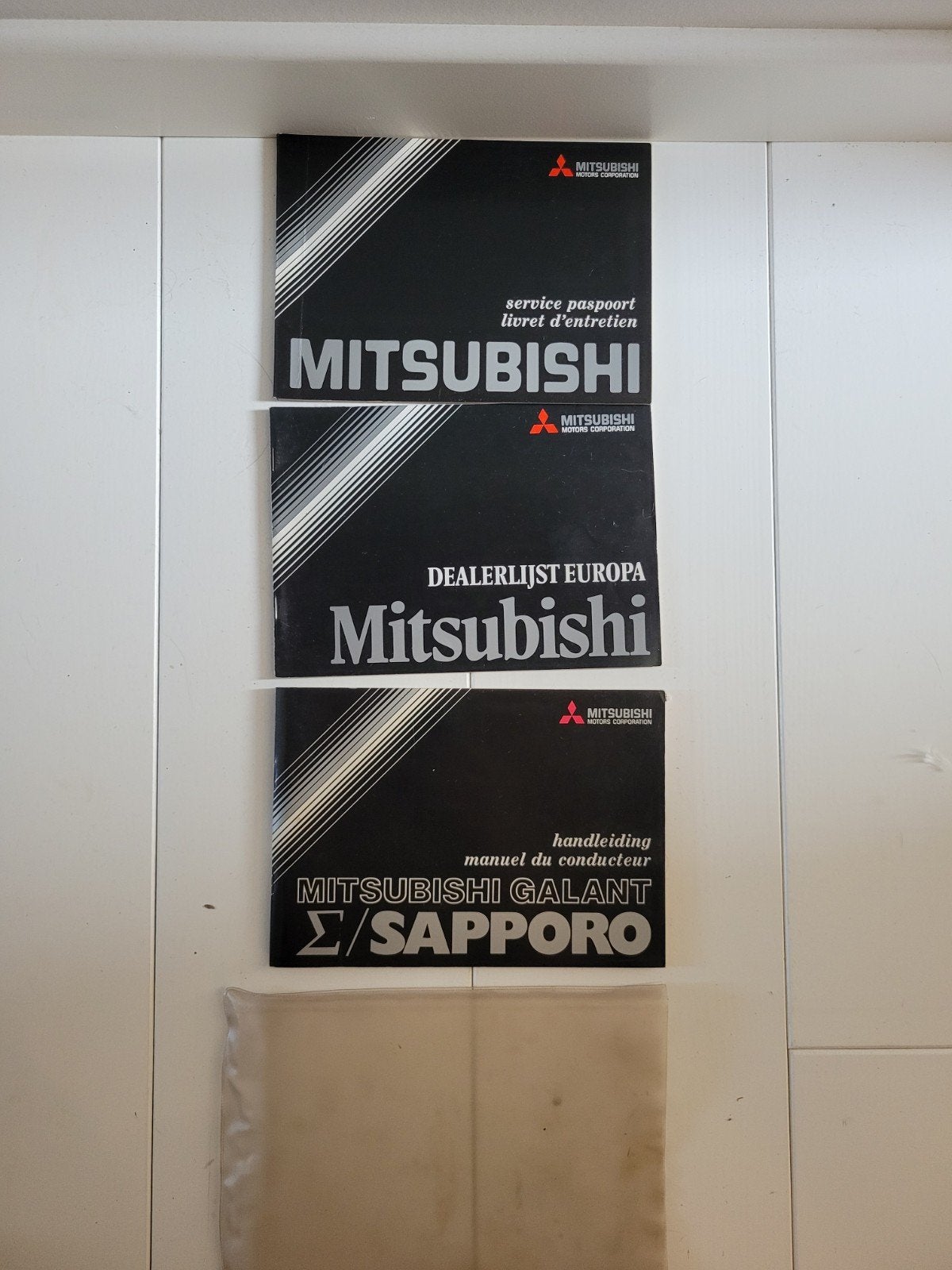Mitsubishi Galant Sapporo Handleiding en Service Paspoort, Ophalen of Verzenden