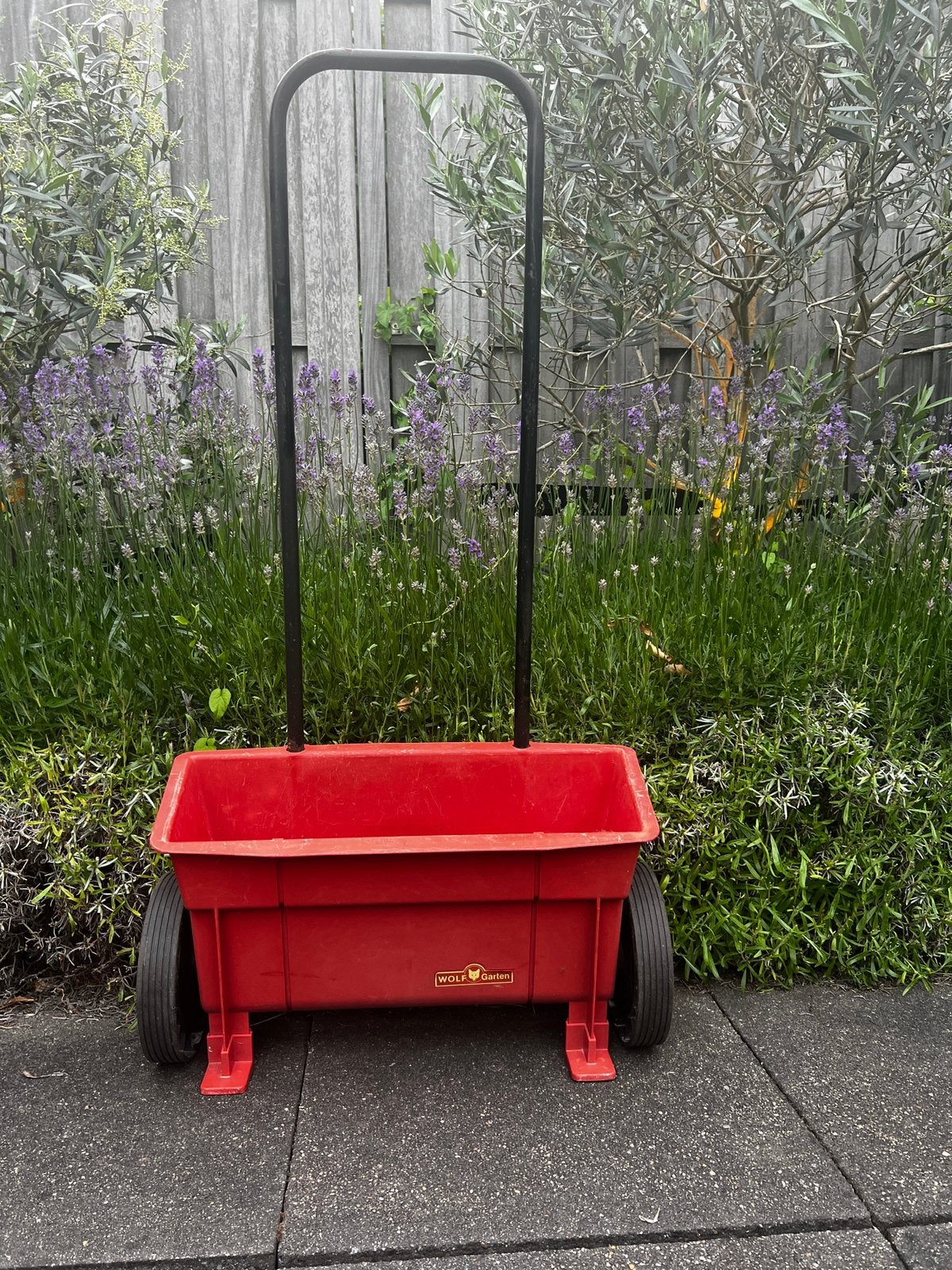 Strooiwagen Wolf Garten, Ophalen, Gebruikt