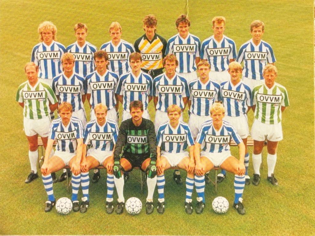 Elftalkaart SC Veendam - seizoen 1988/1989, Verzamelen, Verzenden, Zo goed als nieuw, Feyenoord, Spelerskaart