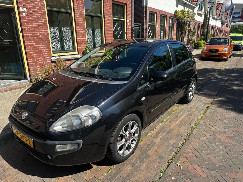 Fiat Punto 1.4 Multi-air 77KW 5DR 2010 Zwart, Voorwielaandrijving, 40 €/maand, 4 cilinders, 400 kg