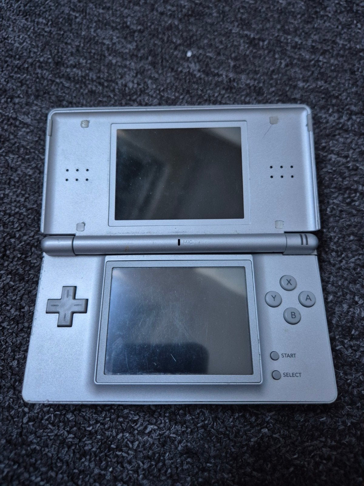 Nintendo DS Lite - Defect (zilver), Ophalen of Verzenden, Niet werkend, Zilver, DS Lite