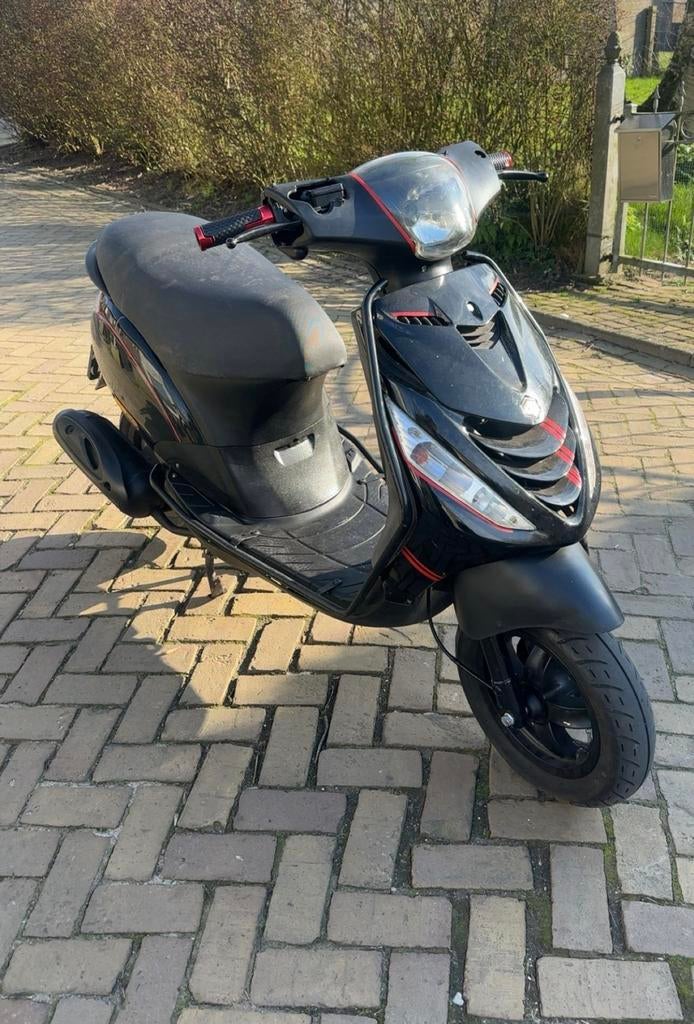 Zip 2000 met wok.  4 takt. Lees beschrijving, Ophalen, Zo goed als nieuw, Benzine, Zip