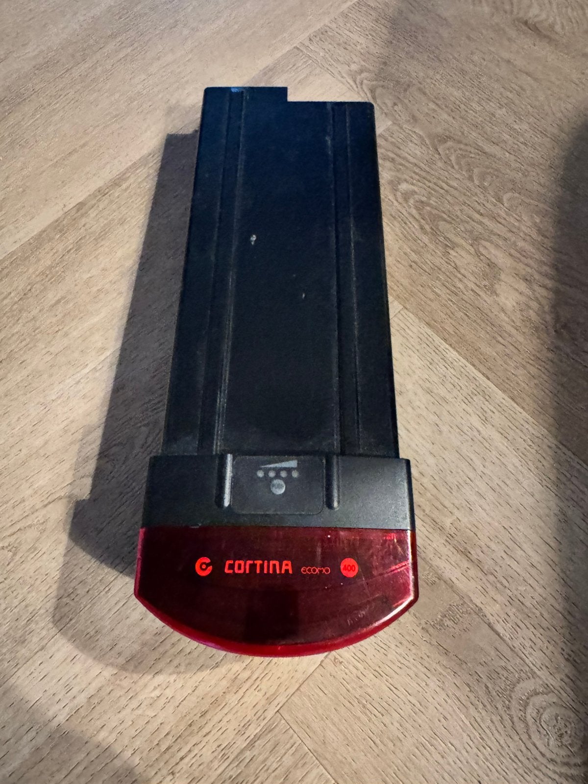 Cortina accu te koop met 2 opladers., Zo goed als nieuw