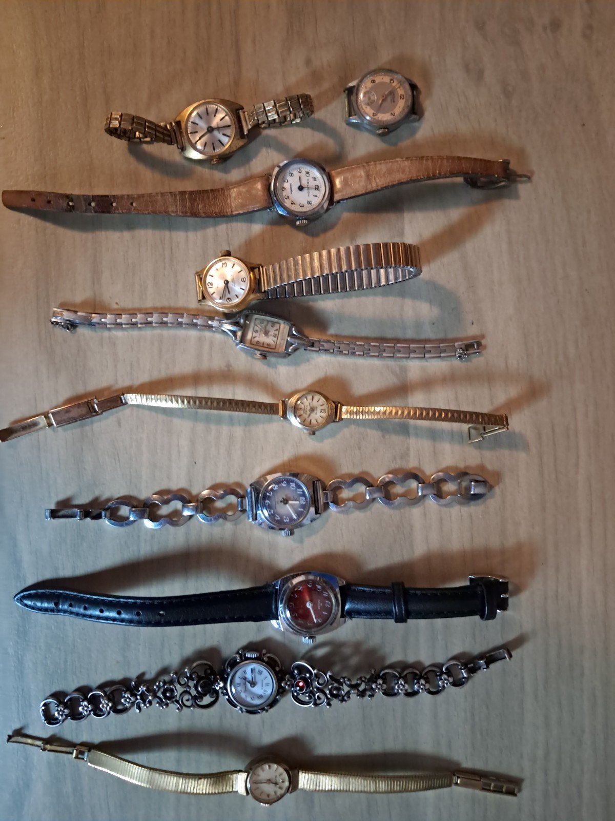 10 dames horloges op wind, Ophalen of Verzenden, Gebruikt, Overige merken