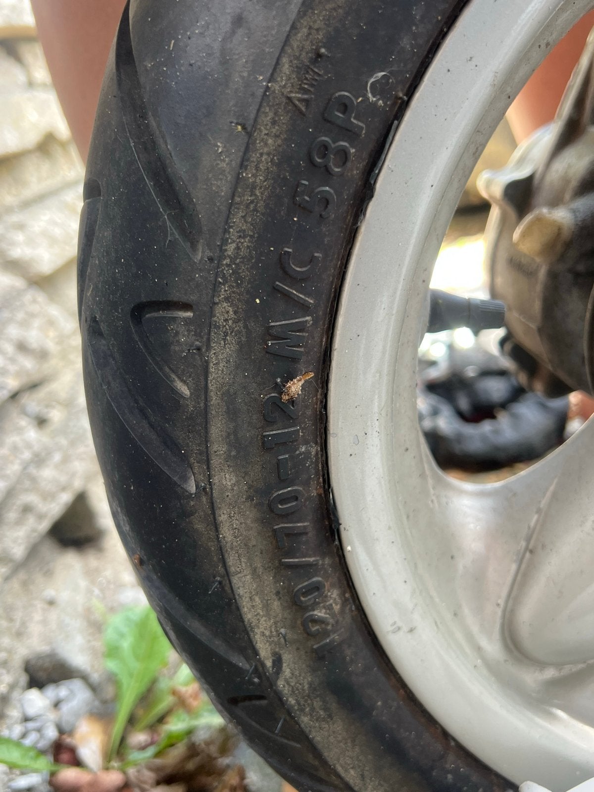 2x Scooterwiel met Continental band - 120/70-12 en 130/70-12, Ophalen of Verzenden, Gebruikt, Overige typen, Overige merken