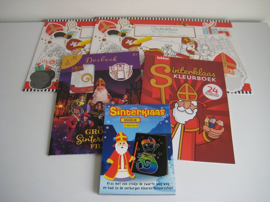 Sinterklaas kleurboeken stickers krasblok nieuw en gebruikt, Ophalen of Verzenden, Nieuw