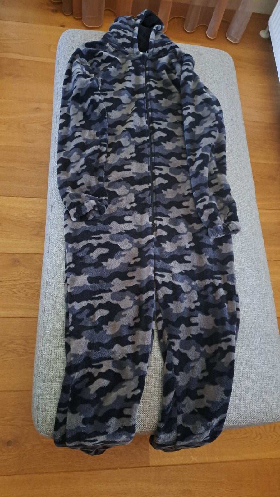 Onesie camouflage maat 158-164, Kinderen en Baby's, Kinderkleding | Maat 158, Ophalen, Nacht- of Onderkleding, Gebruikt, Jongen of Meisje
