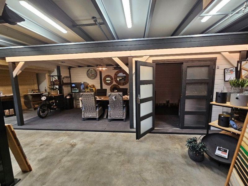 SHOWMODEL AANBIEDING BLOKHUT Bosuil, Ophalen, 250 tot 500 cm, Blokhut, Nieuw