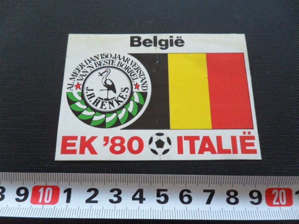sticker EK '80  Italië  België   Henkes  Jenever, Ophalen, Zo goed als nieuw