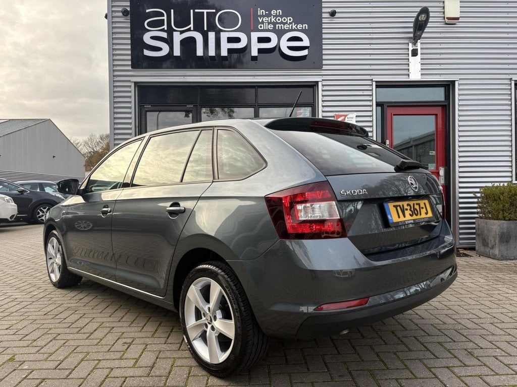 Skoda Rapid Spaceback 1.0 TSI Greentech Clever -CLIMA-CRUISE, Auto's, Stof, Gebruikt, 49 €/maand, Origineel Nederlands