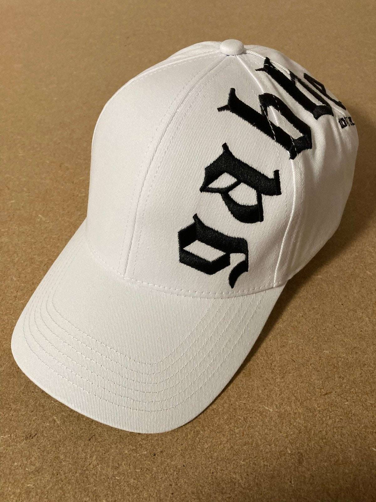 Gabber Hardcore Cap Wit, Verzenden, Nieuw, One size fits all, Pet