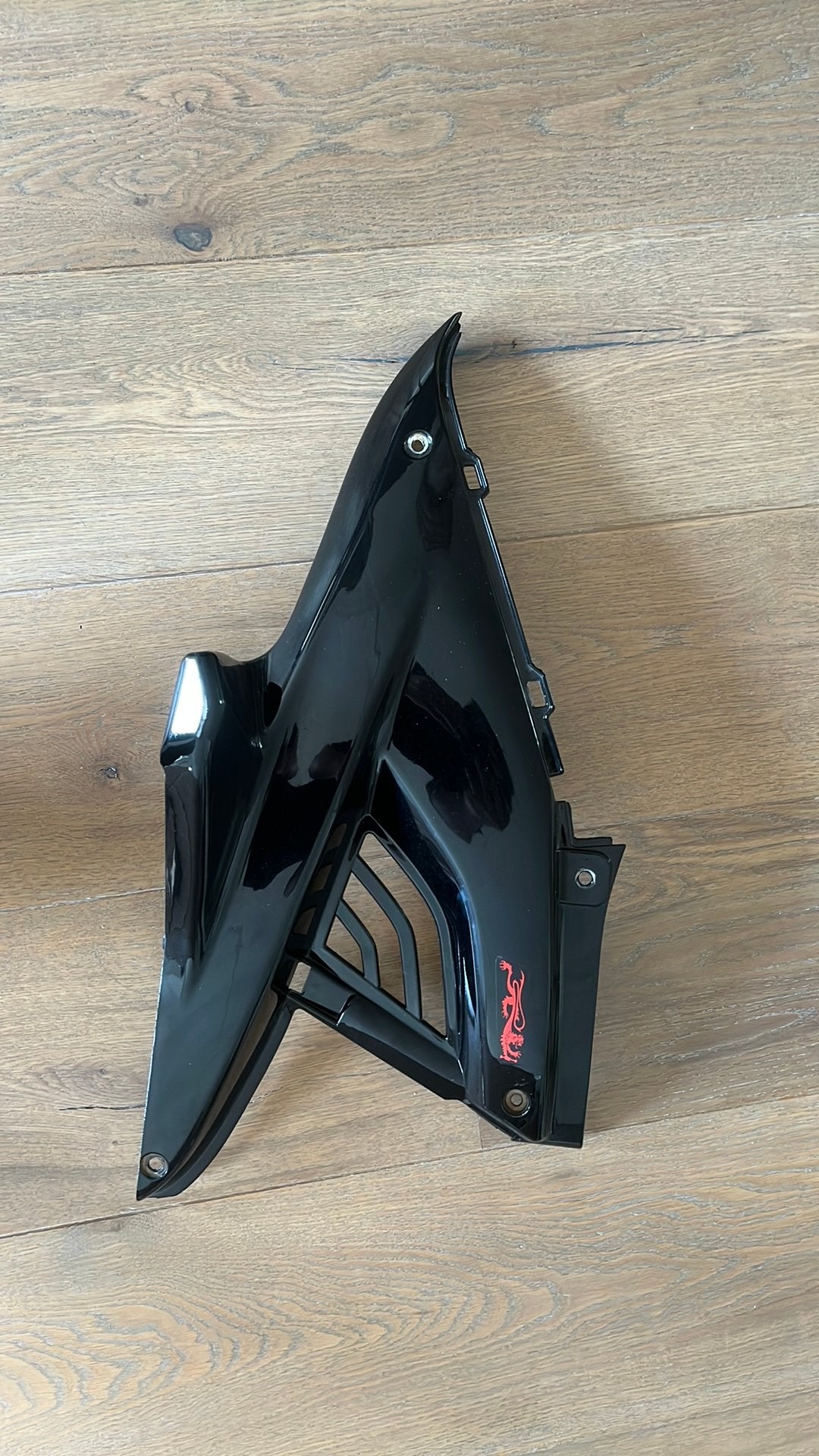 Zwarte rechter zijkap yamaha aerox, Motoren, Ophalen