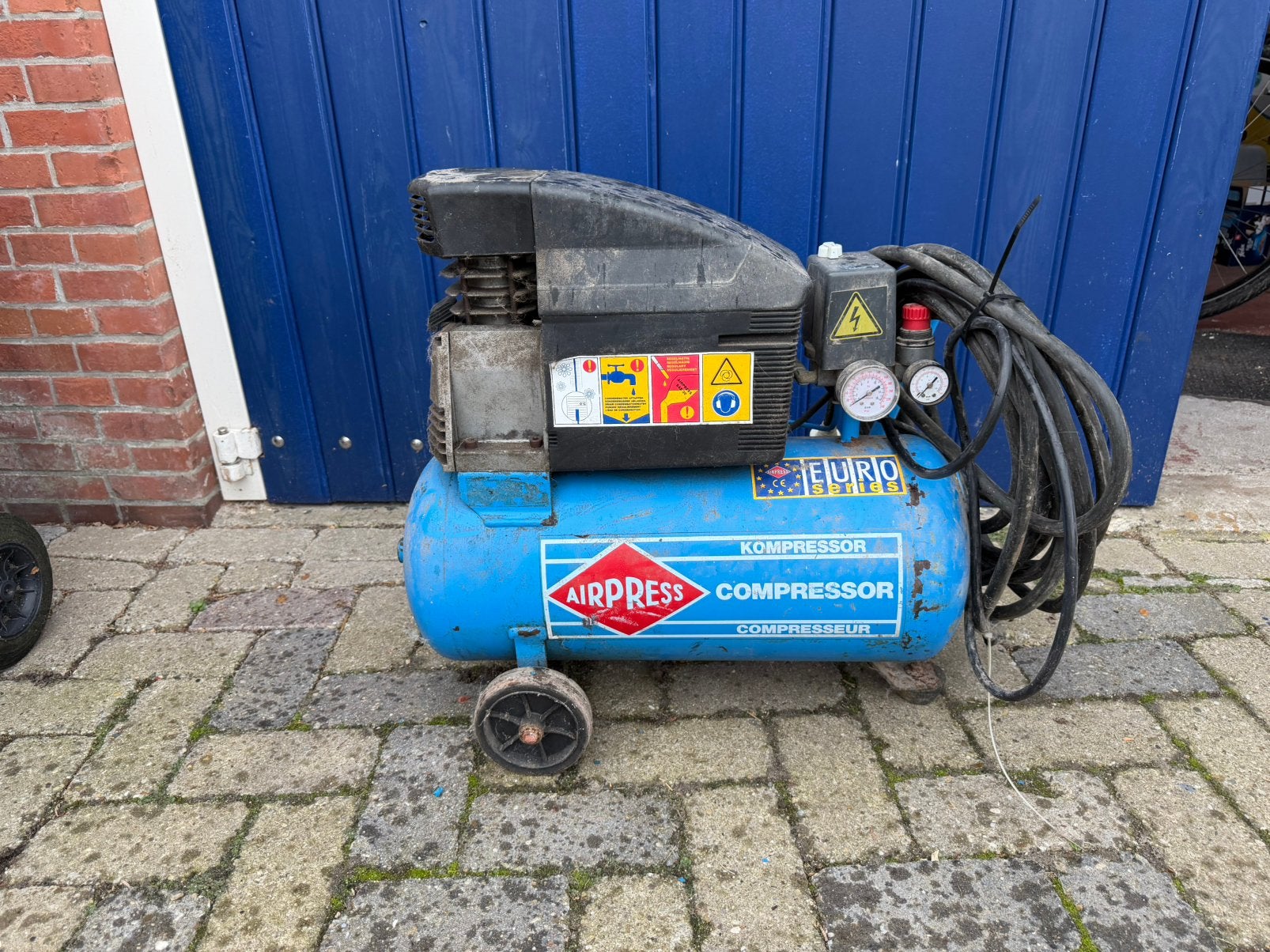 AIRPRESS COMMPRESOR 380 volt, Doe-het-zelf en Verbouw, 100 liter of meer, Ophalen of Verzenden, Gebruikt, 400 tot 800 liter/min