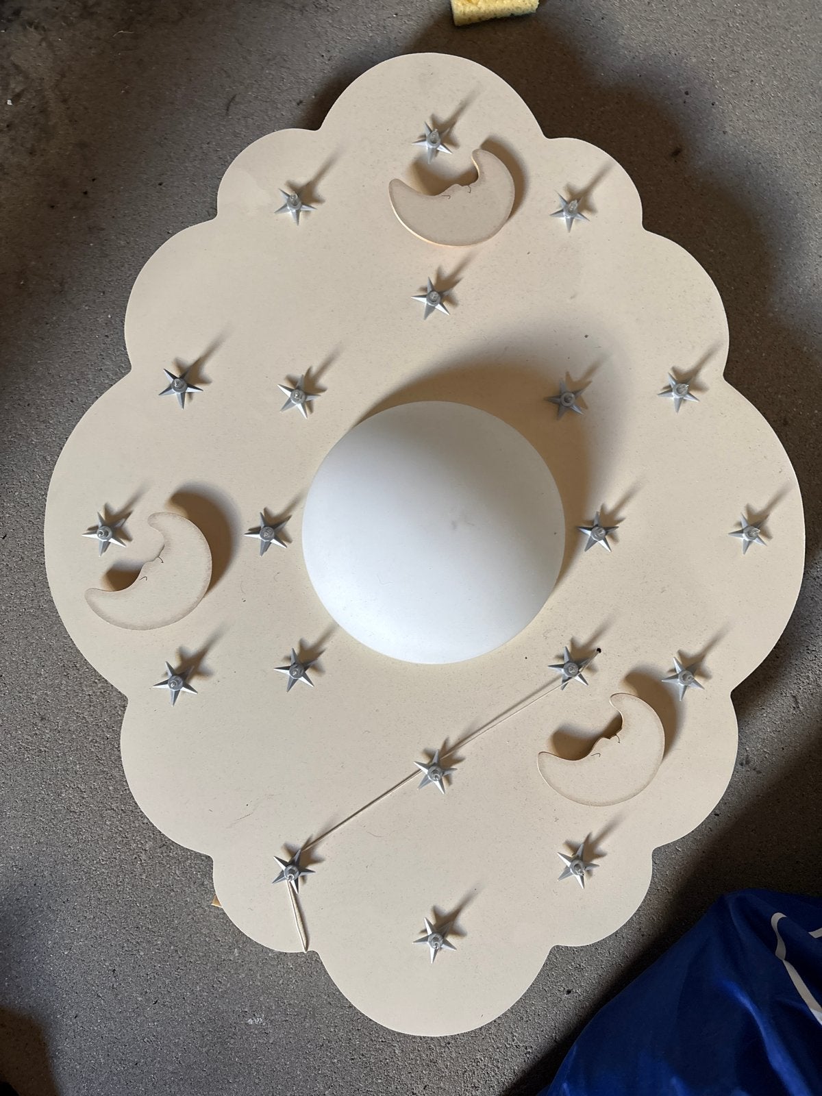Plafonlamp wolk met sterren en manen, Kinderen en Baby's, Kinderkamer | Inrichting en Decoratie, Gebruikt, Overige merken, Lamp