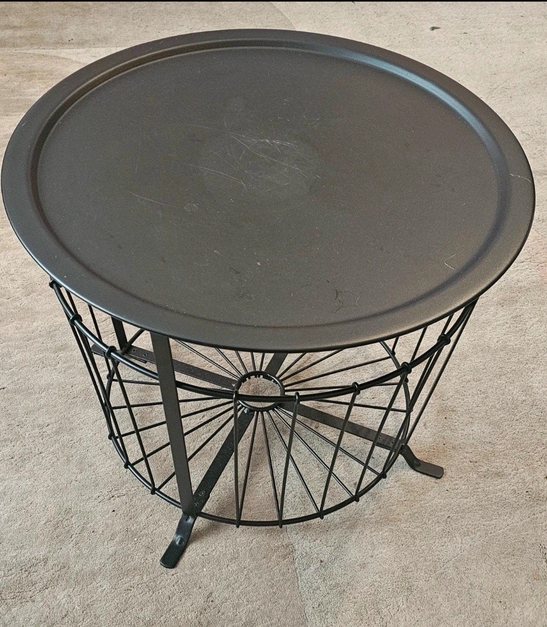 IKEA GUALÖV Opbergtafel / Bijzettafel (Zwart Metaal), Ophalen of Verzenden, Rond, Metaal of Aluminium, Minder dan 55 cm