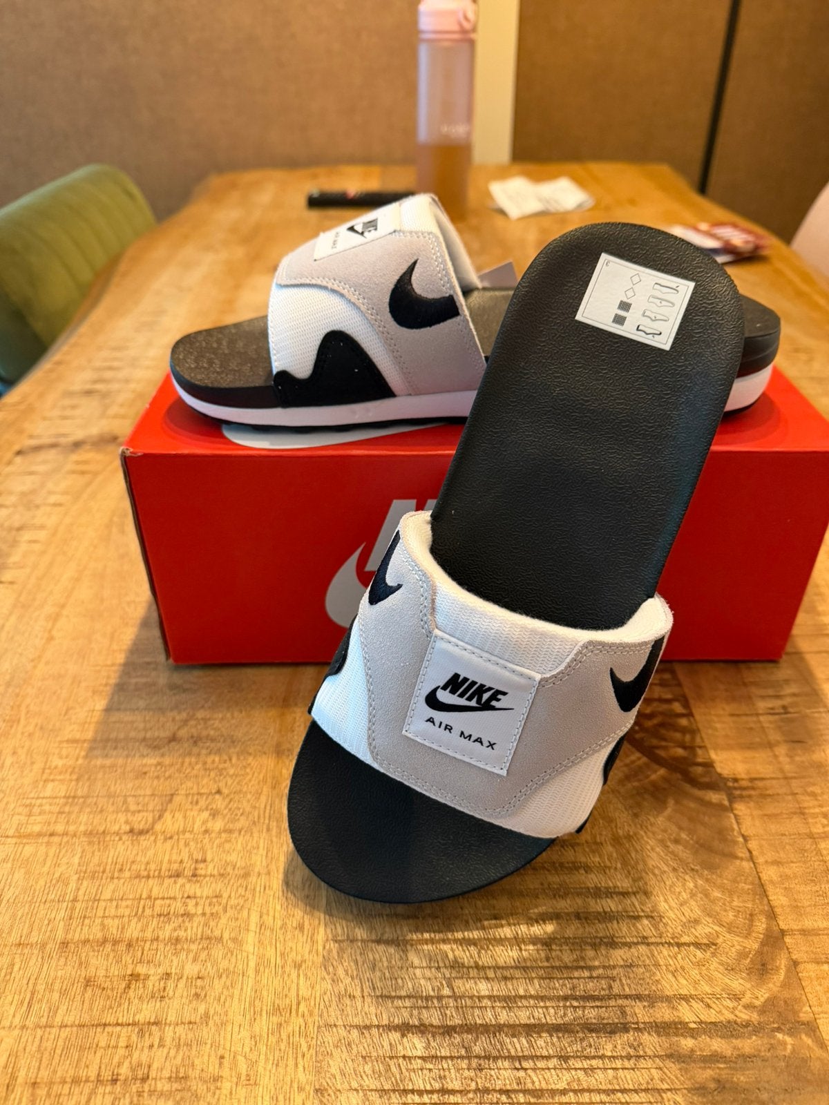 Nike air max  90’s slides black & white mt 44, Slippers, Wit, Nieuw, Ophalen of Verzenden