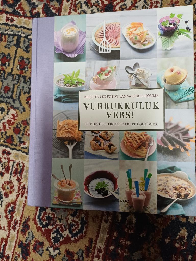 Larousse vurrukkuluk vers.valérie lhomme.hc. 9789020987485., Boeken, Ophalen, Gelezen, Larousse, Italië
