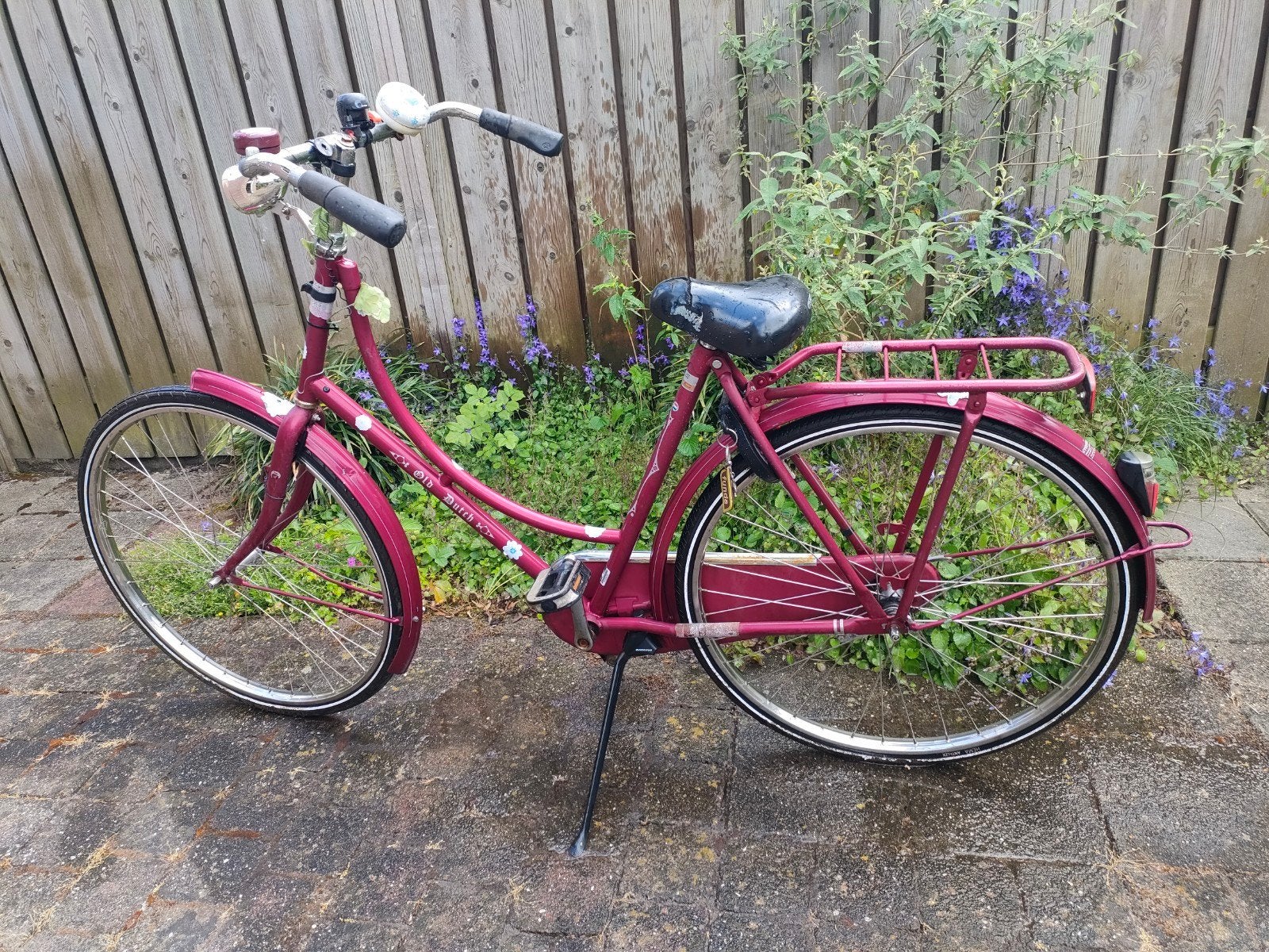 Opvallende rode omafiets, merk Batavus Old dutch, Ophalen, Gebruikt, Batavus