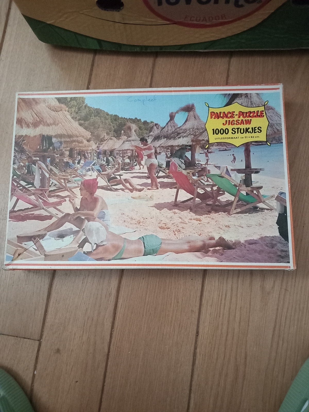 Palace-Puzzel Jigsaw 1000 stukjes strandtafereel, Ophalen, 500 t/m 1500 stukjes, Gebruikt, Legpuzzel