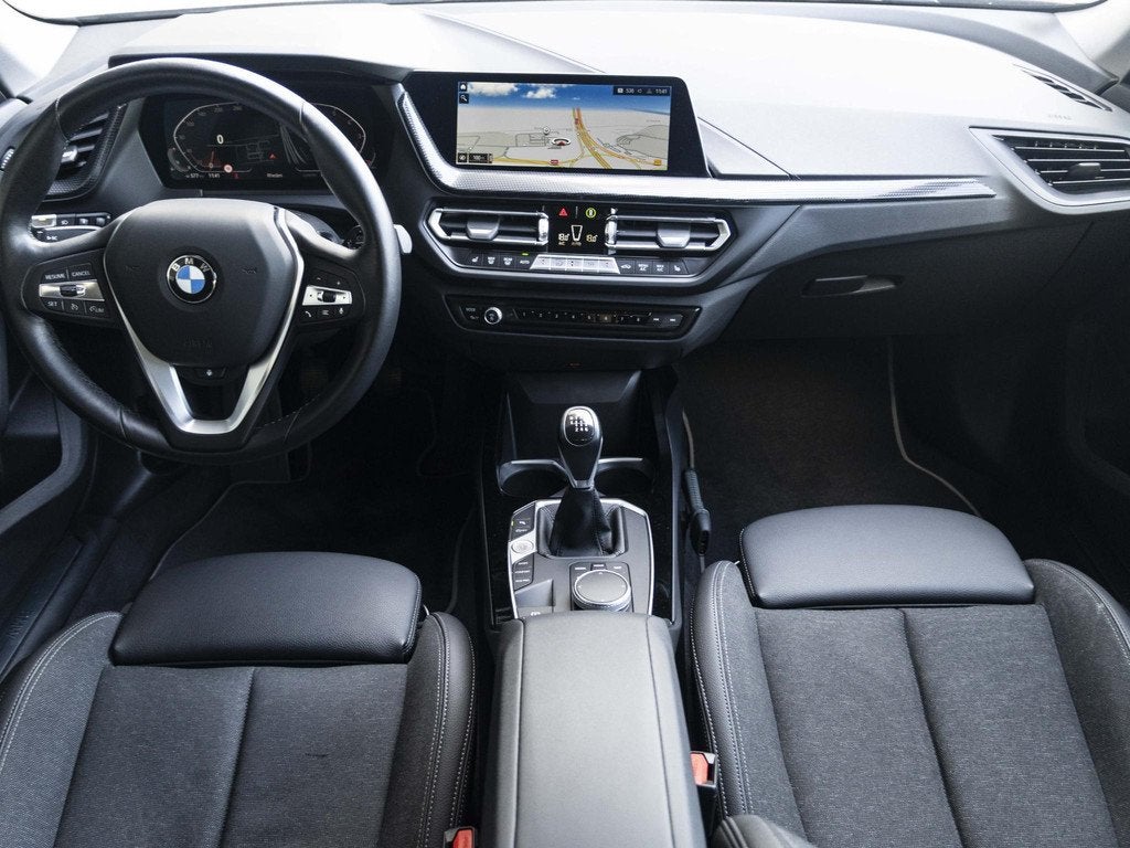 BMW 2 Serie Gran Coupe 218i | Handgeschakeld ! | LED | Navig, Auto's, BMW, Gebruikt, Euro 6, Met garantie (alle), Leder en Stof
