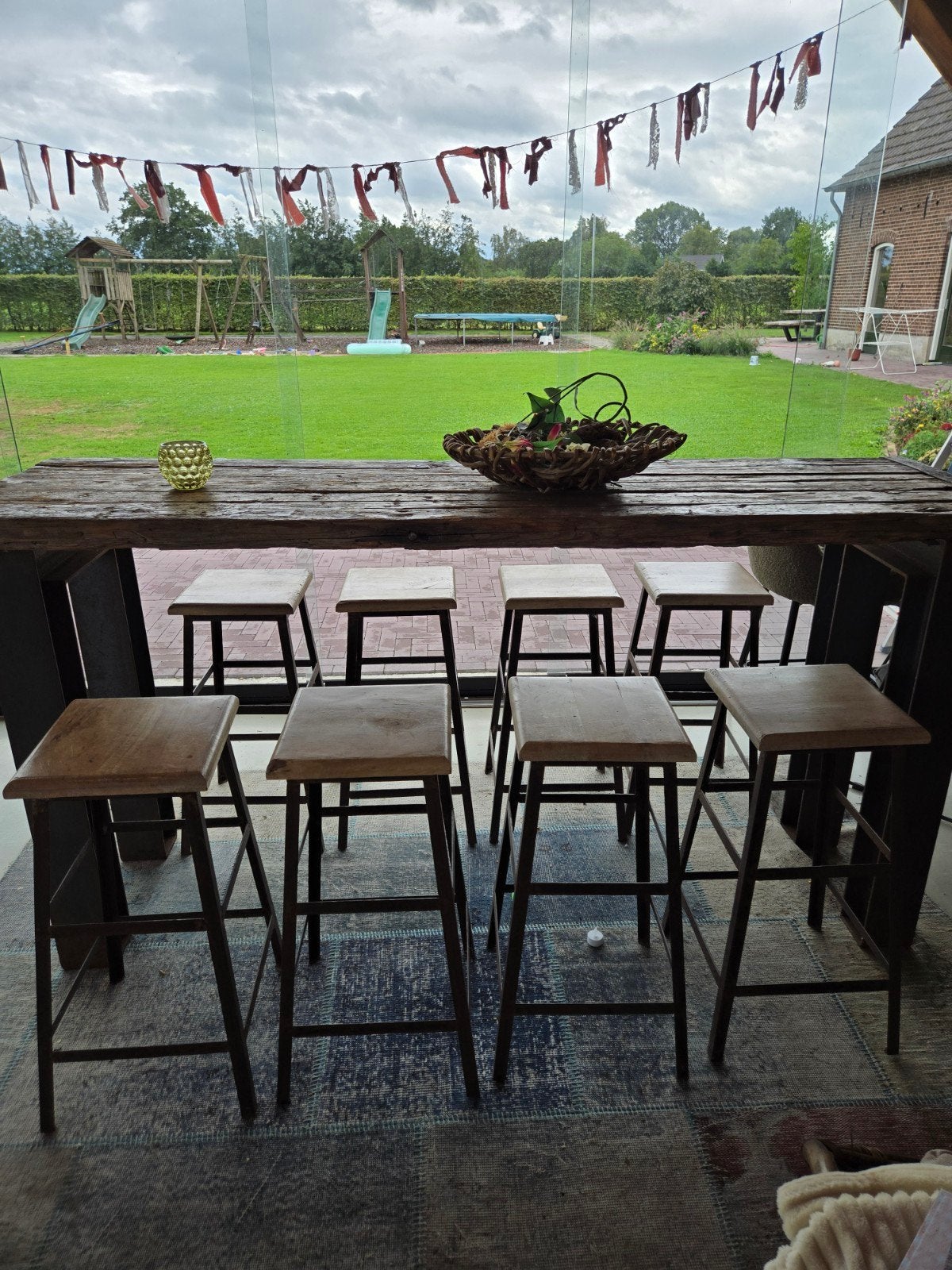 Set van 6 robuuste barkrukken met houten zitting en tafel, Ophalen, 60 tot 90 cm, Hout, Gebruikt