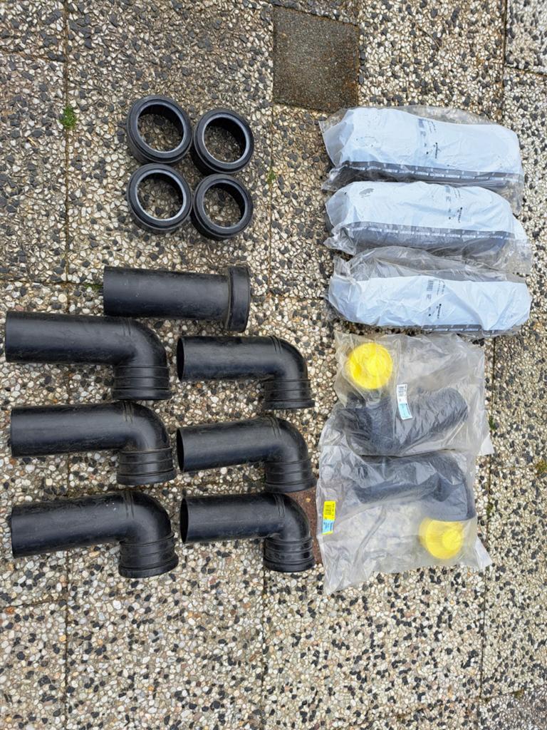 GEBERIT sprongbocht en afvoerbocht, Doe-het-zelf en Verbouw, Buizen en Afvoer, Ophalen, Afvoer, Gebruikt, Pvc