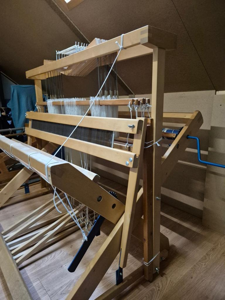 Houten Weefgetouw - Ambachtelijk Weven, Ophalen, Gebruikt