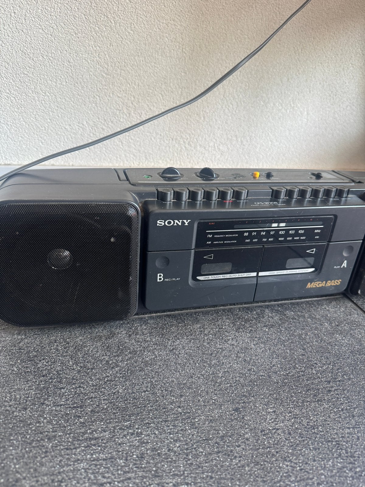 Vintage Sony CFS-W308 Boombox Stereo, Ophalen, Gebruikt, Sony, Tuner of Radio