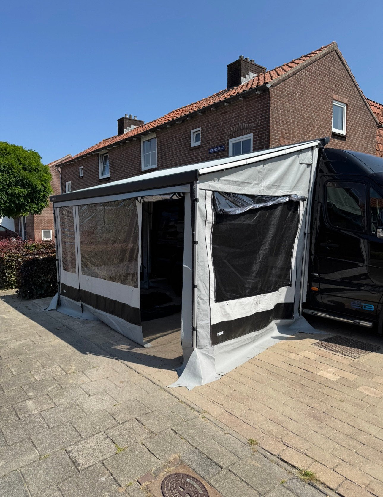 Thule voortent luifeltent residence 400cm 425cm, Ophalen, Zo goed als nieuw