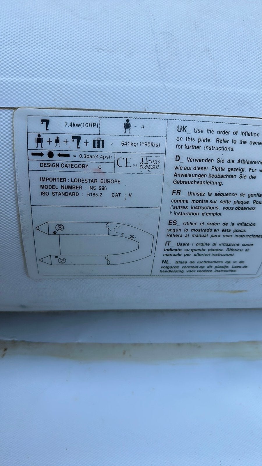 Foto 3 van Leuke rubberboot van Lodestar met veel spullen en wielen