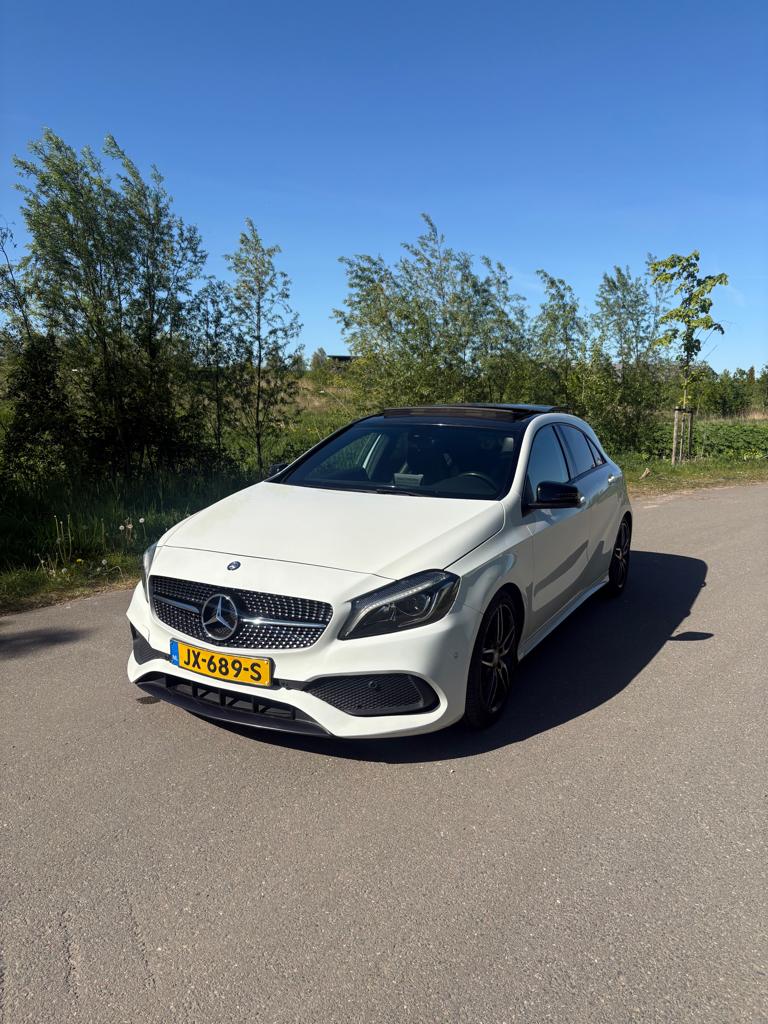 Mercedes-Benz A-Klasse A 180 Blueefficiency 122pk 7G-DCT, Auto's, 4 cilinders, Leder en Stof, 1200 kg, 19 km/l