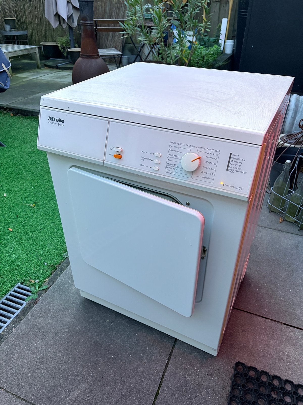 Miele novotronic wasdroger, hele nette staat, Ophalen, 6 tot 8 kg, Gebruikt, Luchtafvoer