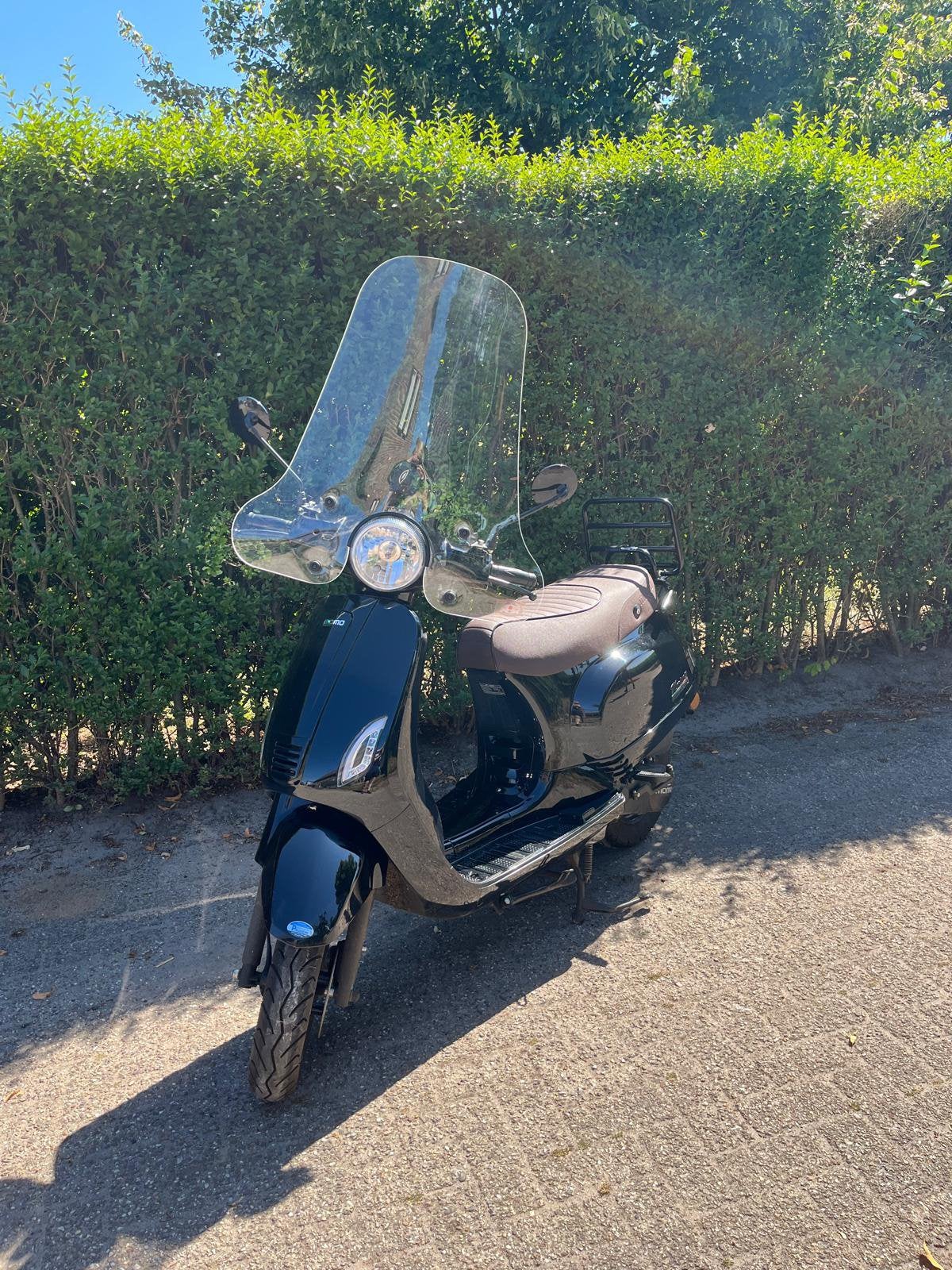 Momo scooter, Ophalen, Zo goed als nieuw, Benzine, Overige merken