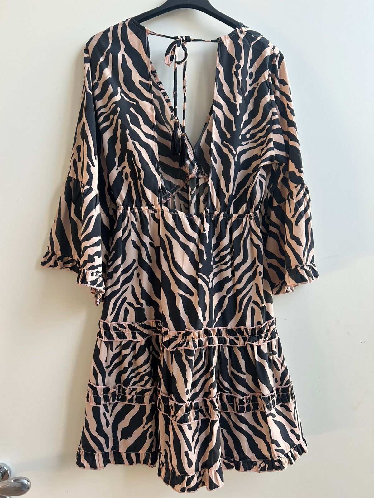 GOLD AND SILVER kort jurkje mt M/L, Kleding | Dames, Maat 38/40 (M), -, Verzenden, Parijs