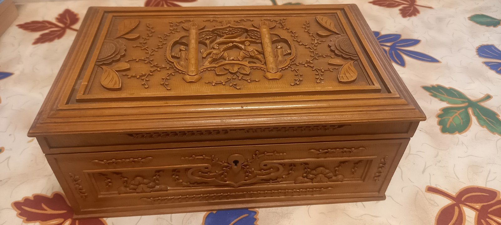 Antieke Chinese gesneden palissander kistje, Antiek en Kunst, Ophalen of Verzenden