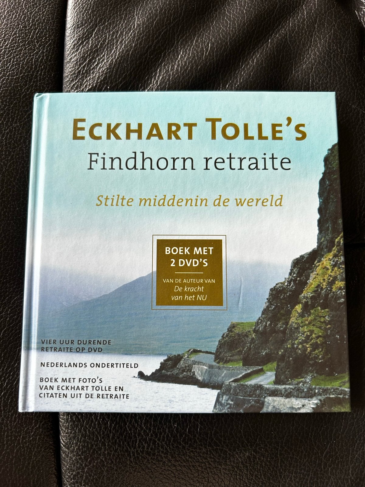 Eckhart Tolle's Findhorn retraite - Stilte middenin de werel, Ophalen of Verzenden, Nieuw, Spiritualiteit algemeen, Achtergrond en Informatie