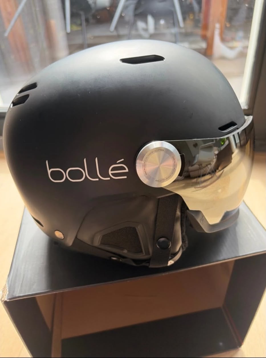 Bolle Might Visor Skihelm Zwart Maat S (52-55cm), Overige merken, Overige typen, Ophalen of Verzenden, Zo goed als nieuw