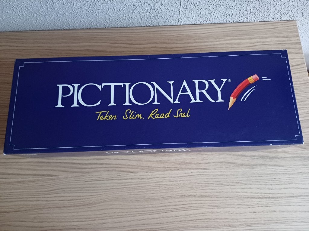 Pictionary, Hobby en Vrije tijd, Gezelschapsspellen | Bordspellen, Ophalen of Verzenden, Gebruikt