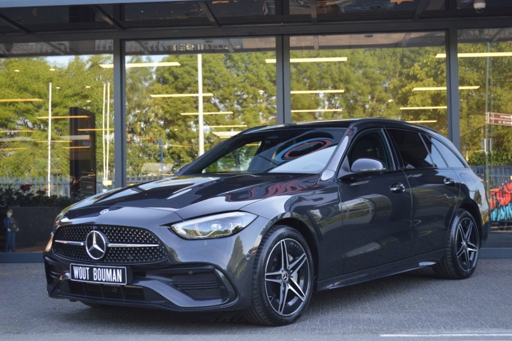 Mercedes-Benz C-Klasse Estate 300 e AMG Led Panorama Sfeer C, Auto's, Achterwielaandrijving, 4 cilinders, 167 km/l, 2020 kg