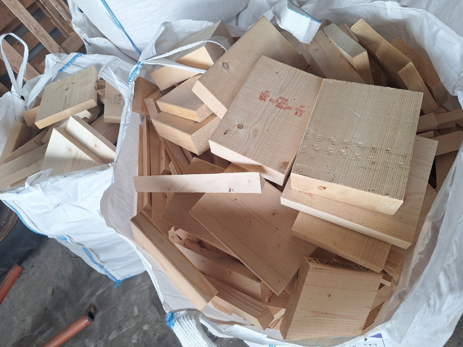 Droog haardhout, vuurkorfhout, goedkoop, vuurschaal, Tuin en Terras, Minder dan 3 m³, Ophalen of Verzenden