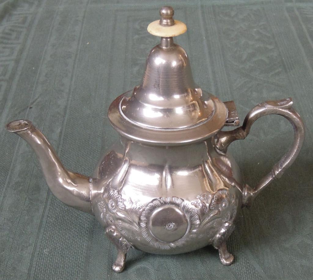 Nr ONB35: 1 Glanzend tinnen koffiekannetje Marokkaans?, Ophalen of Verzenden