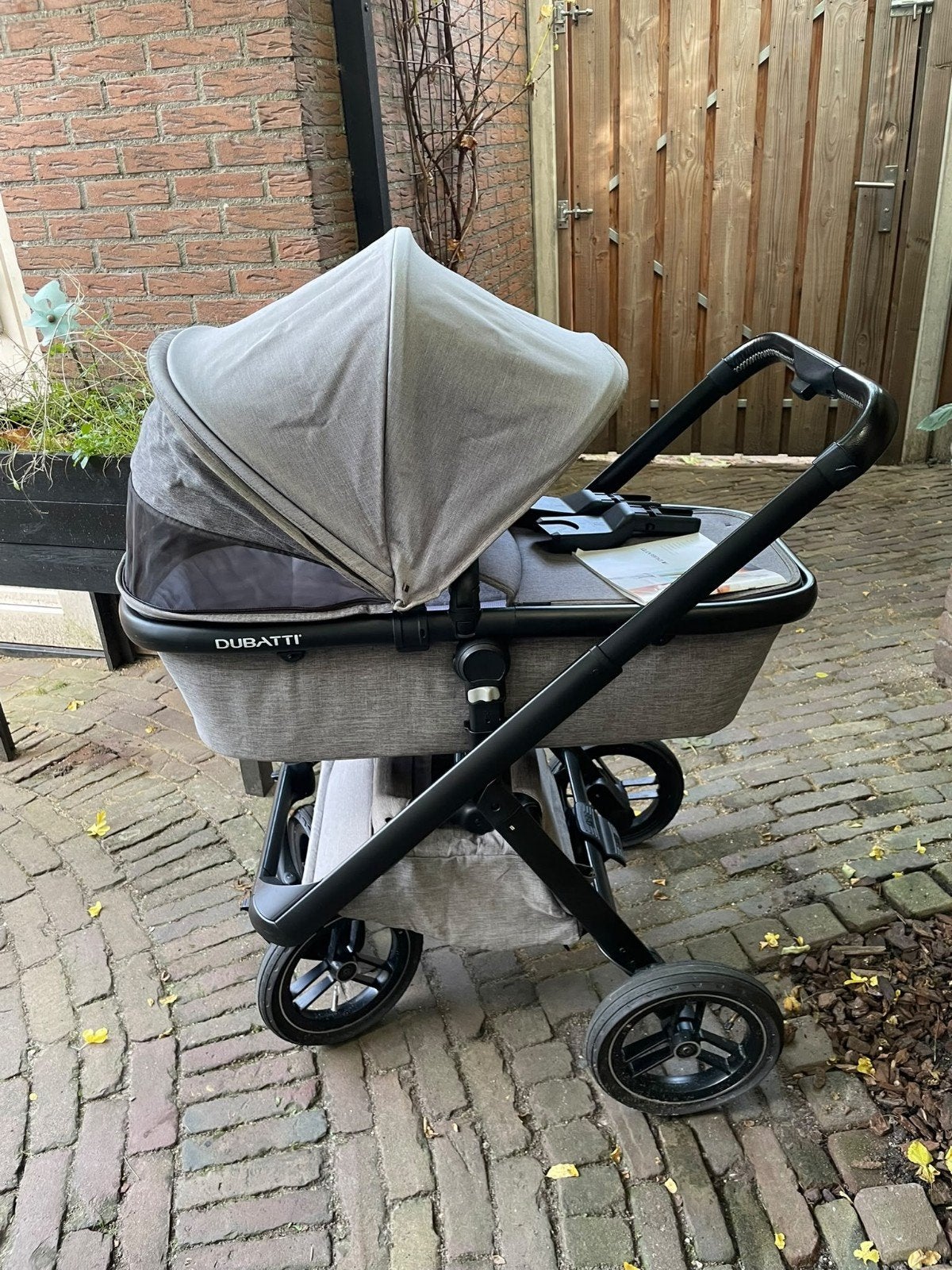 Dubatti kinderwagen compleet met maxicosi adapters en huif, Gebruikt, Luchtbanden, Combiwagen, Ophalen