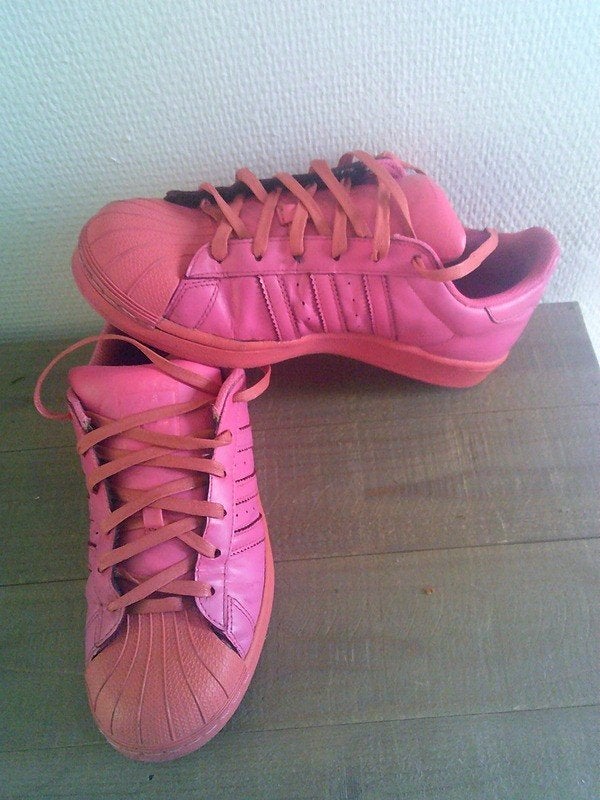ADIDAS roze sneakers Pharrell Williams maat 38 2/3, Kleding | Dames, Sneakers of Gympen, Roze, Gedragen, Verzenden