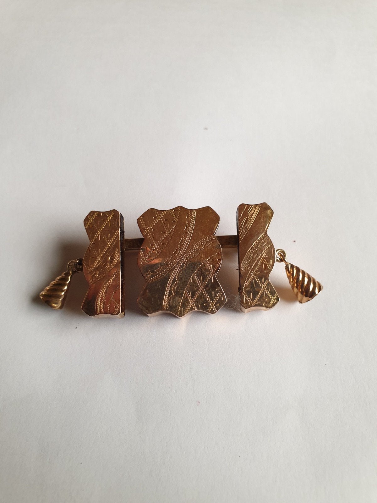 Broche gemaakt van oud bijbelslot ? 14 kt goud (Z1), Ophalen of Verzenden, Goud, Broche