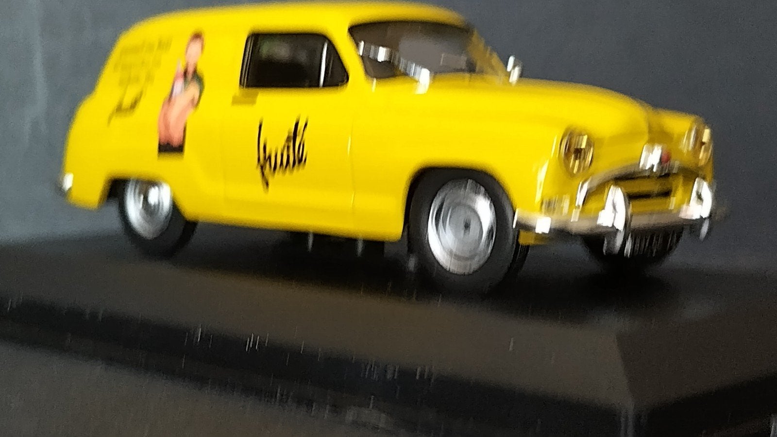 Simca Aronde Messagere Fruite 1:43 Altaya Pol, Overige merken, Auto, Verzenden, Nieuw