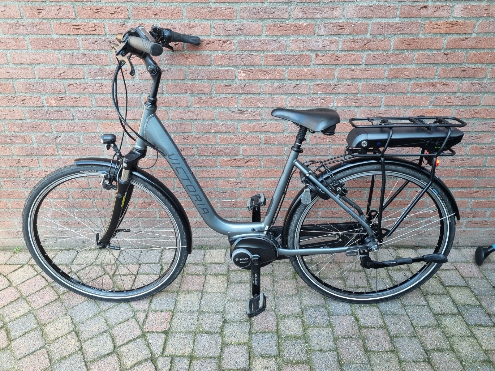 victoria trekking bosch middenmoter 7 versn 400wh accu, Ophalen, Zo goed als nieuw, 50 km per accu of meer, Overige merken