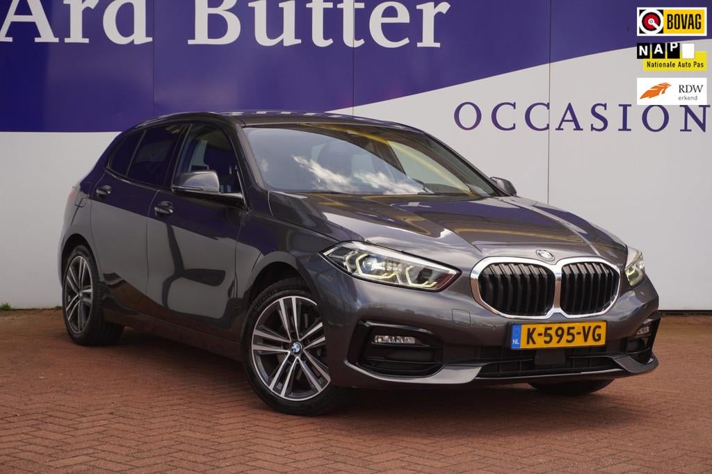 BMW 1-serie 118i High Executive Edition-Sport+Harman-Kardon+, Auto's, BMW, 136 pk, Gebruikt, Leder en Stof, Origineel Nederlands